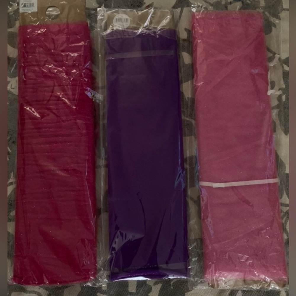 Glittery tule lot for party decoration